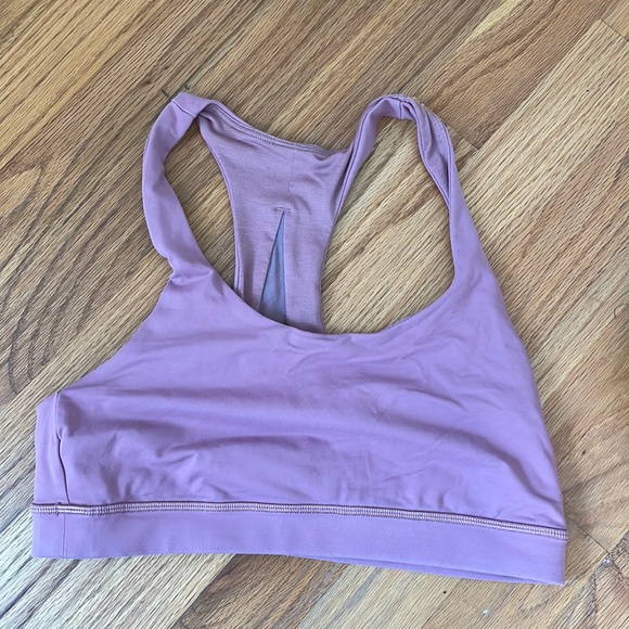 Lululemon sports bra - Picture 1 of 2